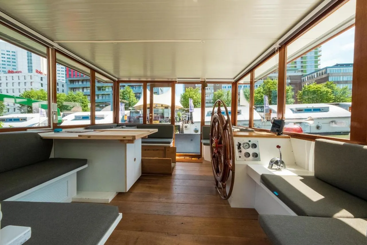 De Coaster & Aquarium Ponton Hotel Rotterdam 0*,